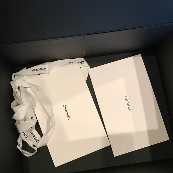 💯 Authentic CHANEL purse - Picture 7 of 8